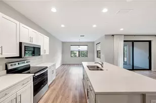 12965 Pembroke Dr, Naples, FL 34105 - Photo 8