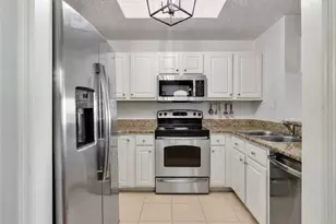 201 Arbor Lake Dr, Naples, FL 34110 - Photo 4
