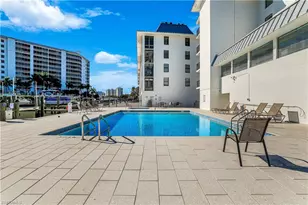 271 Southbay Dr, Naples, FL 34108 - Photo 10