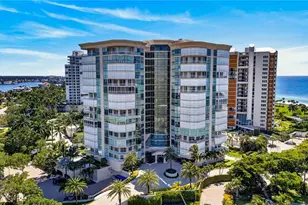 4255 Gulf Shore Blvd N, Naples, FL 34103 - Photo 42