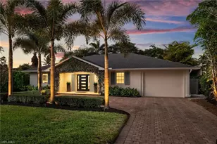 339 4th Ave N, Naples, FL 34102 - Photo 32