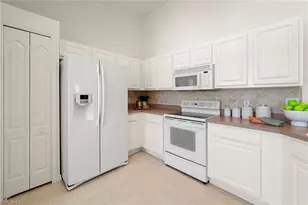 9060 Spring Run Blvd, Estero, FL 34135 - Photo 14