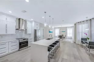 8260 Laurel Lakes Blvd, Naples, FL 34119 - Photo 10
