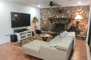 5259 Myrtle Ln, Naples, FL 34113 - Photo 8