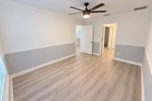 182 Leawood Cir, Naples, FL 34104 - Photo 8