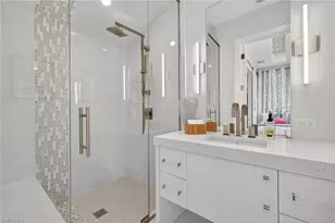 405 7th Ave N, Naples, FL 34102 - Photo 32