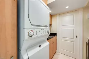 1275 Gulf Shore Blvd N, Naples, FL 34102 - Photo 20