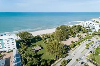 700 Bow Line Dr, Naples, FL 34103 - Photo 8