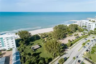 700 Bow Line Dr, Naples, FL 34103 - Photo 8