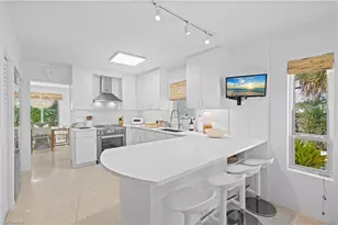 1212 10th Ave N, Naples, FL 34102 - Photo 10