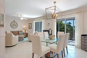 555 Park Shore Dr, Naples, FL 34103 - Photo 1