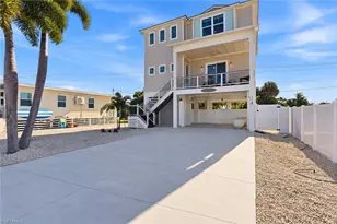 118 Fairweather Ln, Fort Myers Beach, FL 33931 - Photo 6
