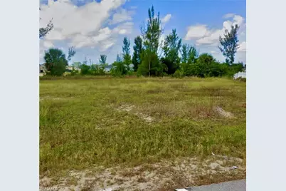 3628 NE 15th Ave, Cape Coral, FL 33909 - Photo 2