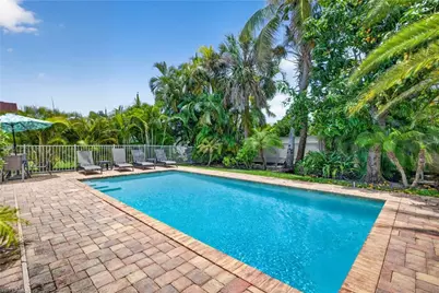 559/563 105th Ave N, Naples, FL 34108 - Photo 12