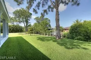 27020 Flamingo Dr, Bonita Springs, FL 34135 - Photo 4