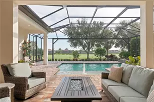 9021 Sorreno Ct, Naples, FL 34119 - Photo 4