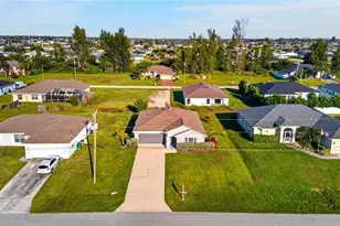 2219 NW 3rd Ave, Cape Coral, FL 33993 - Photo 28