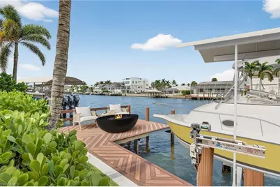 403 Seabee Ave, Naples, FL 34108 - Photo 34