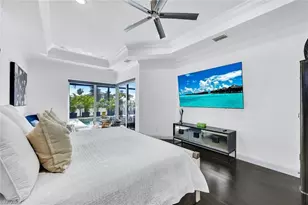 494 Seagull Ave, Naples, FL 34108 - Photo 10