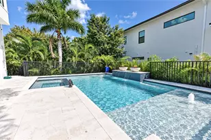 9100 Vanderbilt Dr, Naples, FL 34108 - Photo 44