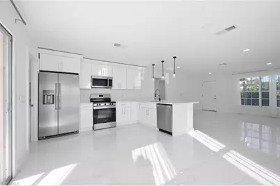 862 99th Ave N, Naples, FL 34108 - Photo 6