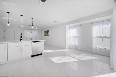 862 99th Ave N, Naples, FL 34108 - Photo 10