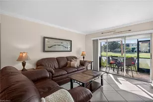 201 Quail Forest Blvd, Naples, FL 34105 - Photo 4