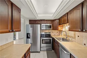 1400 Pompei Ln, Naples, FL 34103 - Photo 6