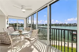 222 Harbour Dr, Naples, FL 34103 - Photo 6