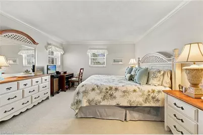 222 Harbour Dr #216, Naples, FL 34103 - Photo 14