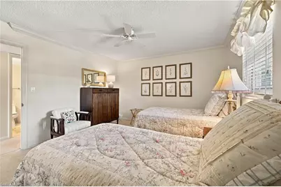 222 Harbour Dr #216, Naples, FL 34103 - Photo 12