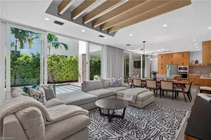 591 93rd Ave N, Naples, FL 34108 - Photo 6