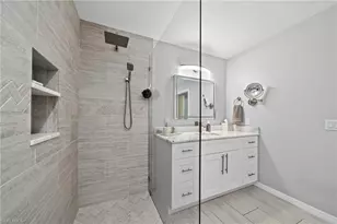 2370 Pinewoods Cir, Naples, FL 34105 - Photo 22