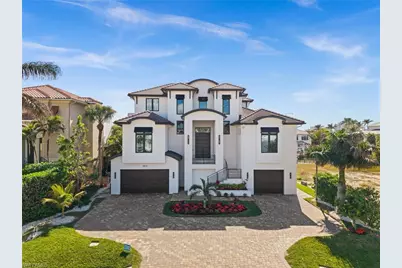 380 Trade Winds Ave, Naples, FL 34108 - Photo 1