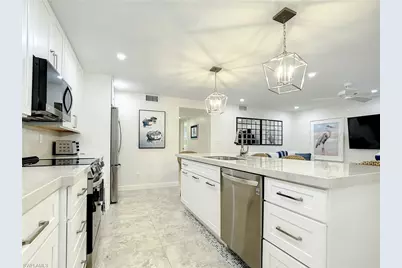 507 Broad Ave S, Naples, FL 34102 - Photo 2