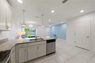 12555 Laurel Cove Dr, Fort Myers, FL 33913 - Photo 10