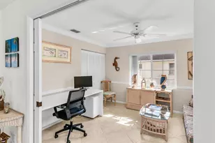 452 Belina Dr, Naples, FL 34104 - Photo 14