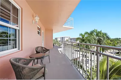 2401 Gulf Shore Blvd N #52, Naples, FL 34103 - Photo 16