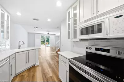 5729 Cove Cir #34, Naples, FL 34119 - Photo 10