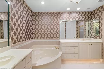 6073 Ashford Ln #802, Naples, FL 34110 - Photo 12