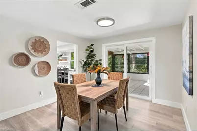 2265 Outrigger Ln, Naples, FL 34104 - Photo 10