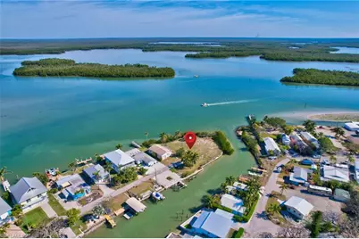 105 Bayshore Way, Goodland, FL 34140 - Photo 12