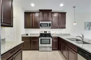 12525 Hammock Cove Blvd, Fort Myers, FL 33913 - Photo 10