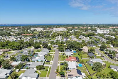 861 Hofstra Dr, Fort Myers, FL 33919 - Photo 28