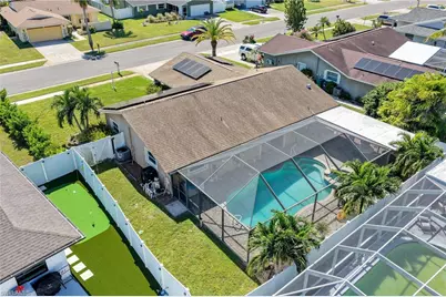 861 Hofstra Dr, Fort Myers, FL 33919 - Photo 4