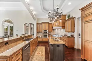 280 Egret Ave, Naples, FL 34108 - Photo 12