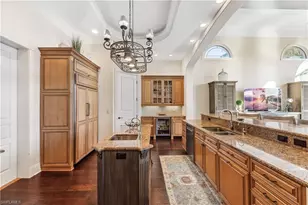 280 Egret Ave, Naples, FL 34108 - Photo 10