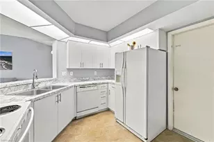1566 Trafalgar Ln, Naples, FL 34116 - Photo 14