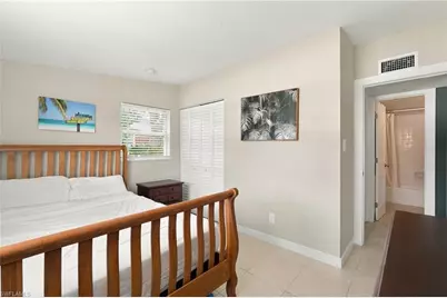 2140 Harbor Ln, Naples, FL 34104 - Photo 14
