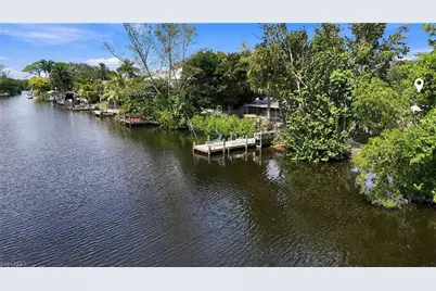 2140 Harbor Ln, Naples, FL 34104 - Photo 6